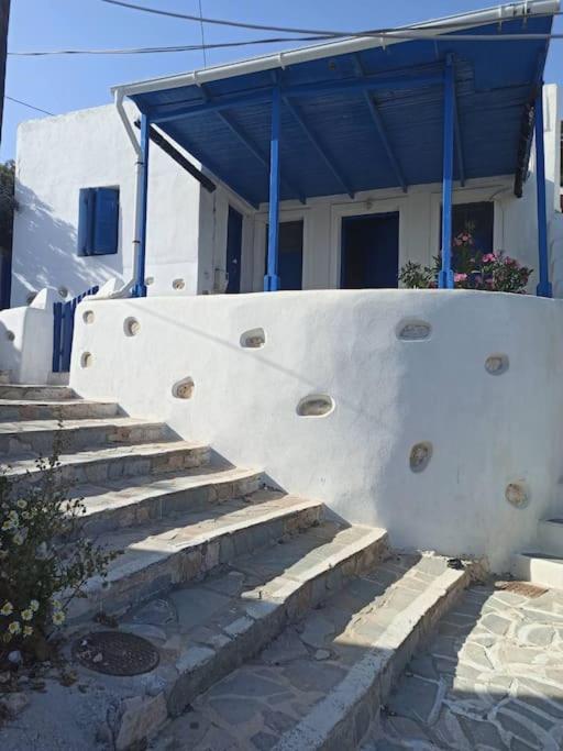 Δίκλινο Δωμάτιο Δονούσα Με Εξαιρετικό Μπαλκόνι Экстерьер фото